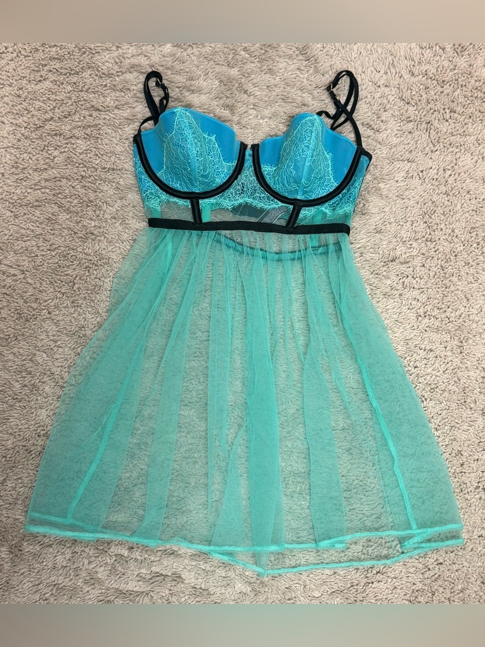 34 B Victoria’s Secret Lace Sheer Babydoll
